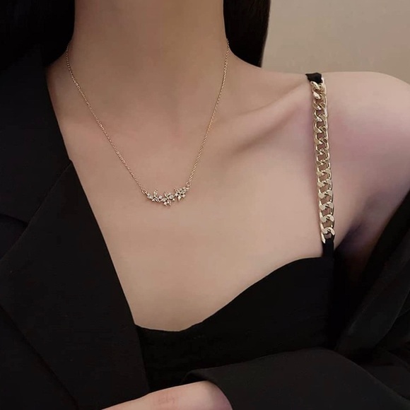 GOLD 14k Plated CZ Flowers Chain Necklace - Picture 1 of 2